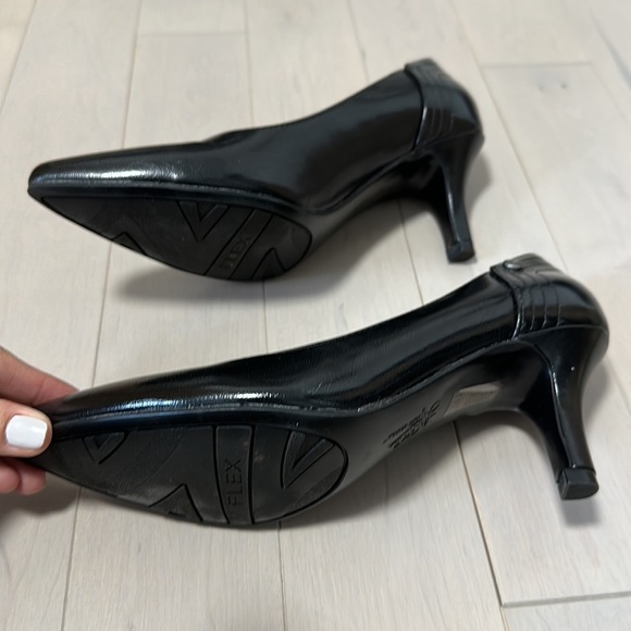 Brand new life stride heels - Picture 3 of 5